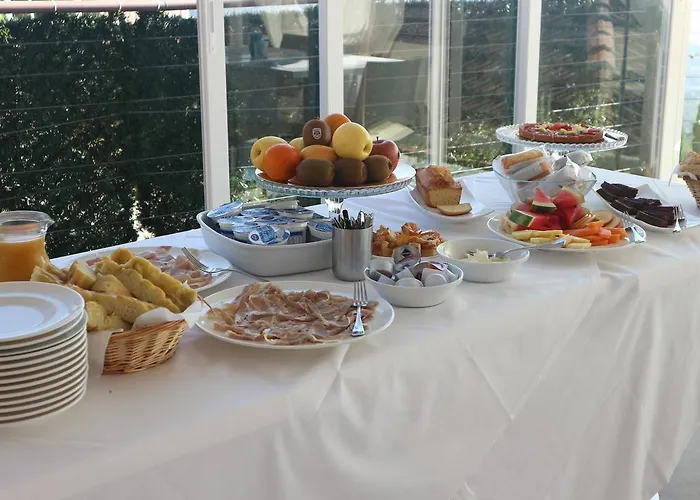 波焦代格力农家乐 迪亚诺马里纳