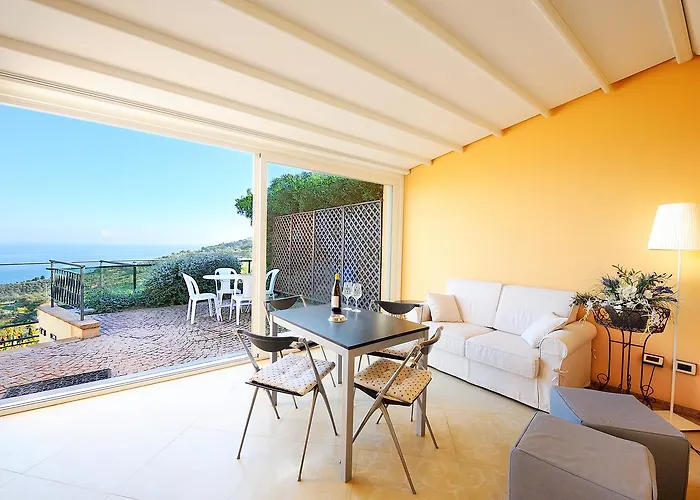 波焦代格力农家乐 迪亚诺马里纳