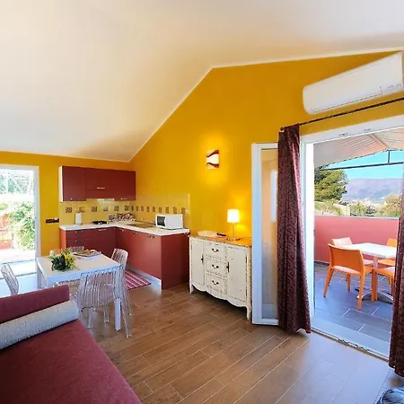 Poggio Dei Gorleri Alloggio per agriturismo Diano Marina